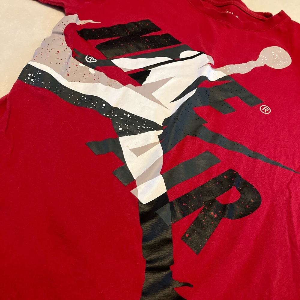 Jordan Kids Red Graphic Tee - Picture 2 of 3